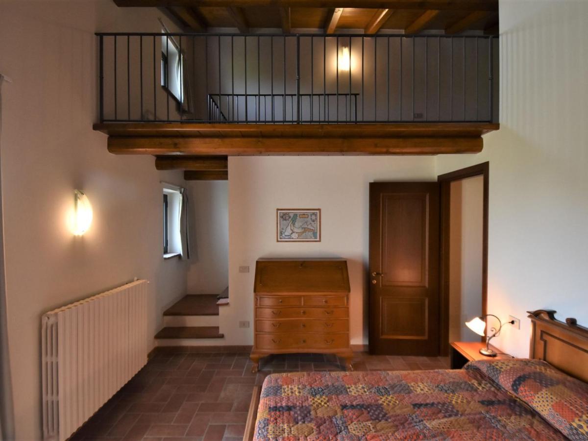 Apartment La Corte Bricca - Trilo B By Interhome Castana  Екстериор снимка